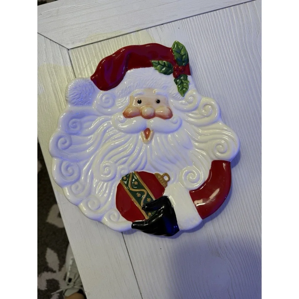 Unbranded Santa Claus Serving Plate Christmas Large White Red Good Holiday Decor